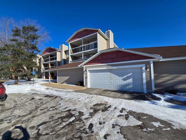 7600 157th Street W, Unit 205, Apple Valley, MN 55124
