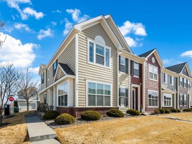 8410 Jonquil Lane N, Maple Grove, MN 55369