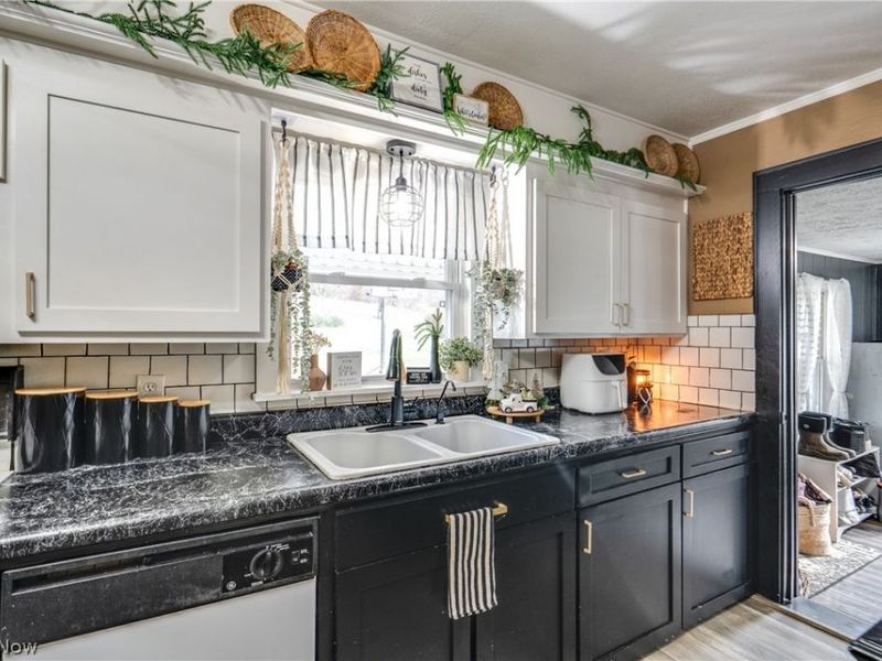 4943 Martin Drive SE, East Sparta, OH 44626 Photo 11