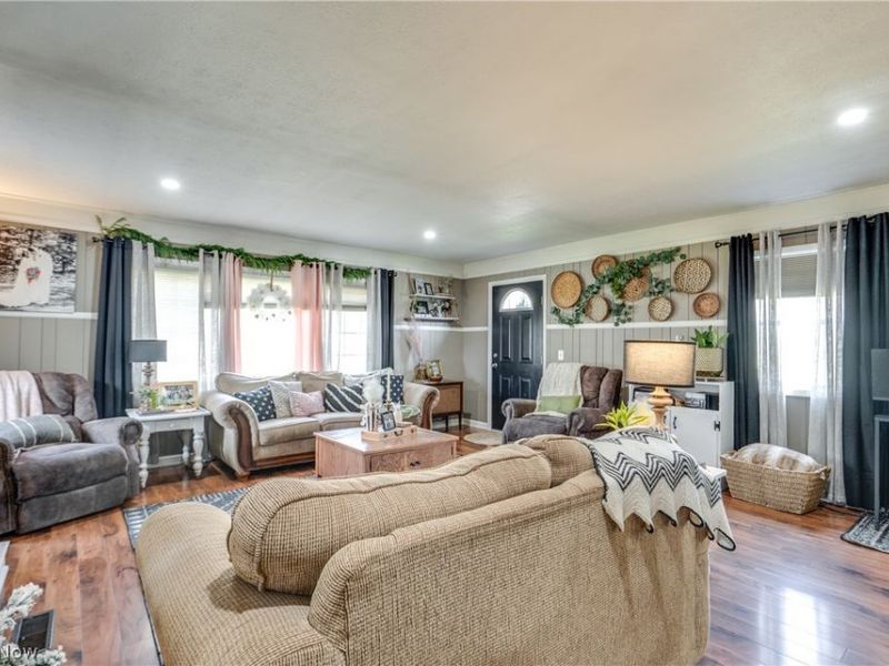 4943 Martin Drive SE, East Sparta, OH 44626 Photo 4