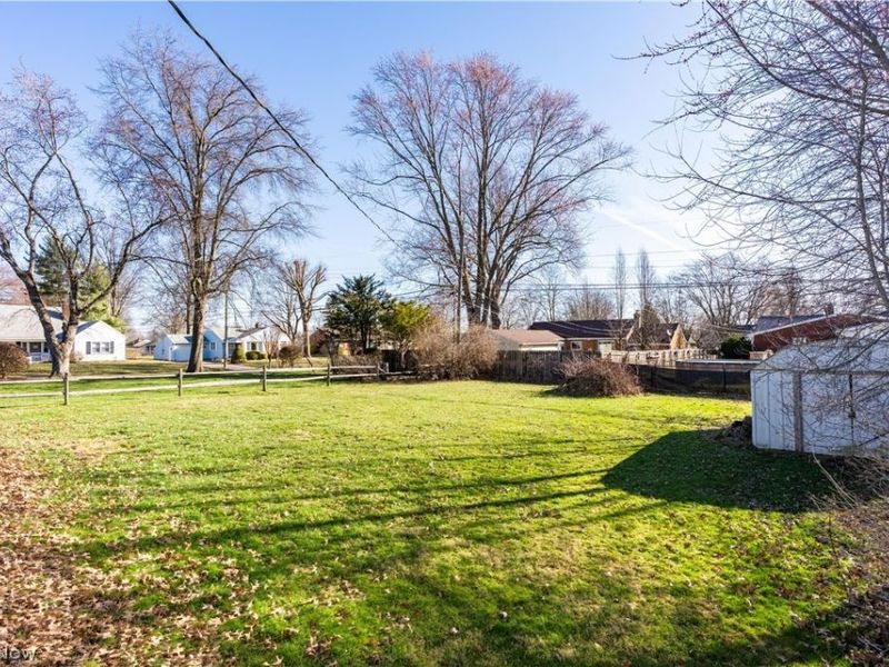 1718 Fernwood Boulevard, Alliance, OH 44601 Photo 5