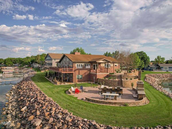 130 S POINT DRIVE, Arlington, SD 57212