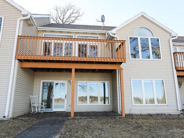 102 21st Street , Unit 6, Spirit Lake, IA 51360