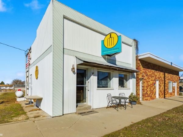 203 S Main Street, Laurel, IA 50141