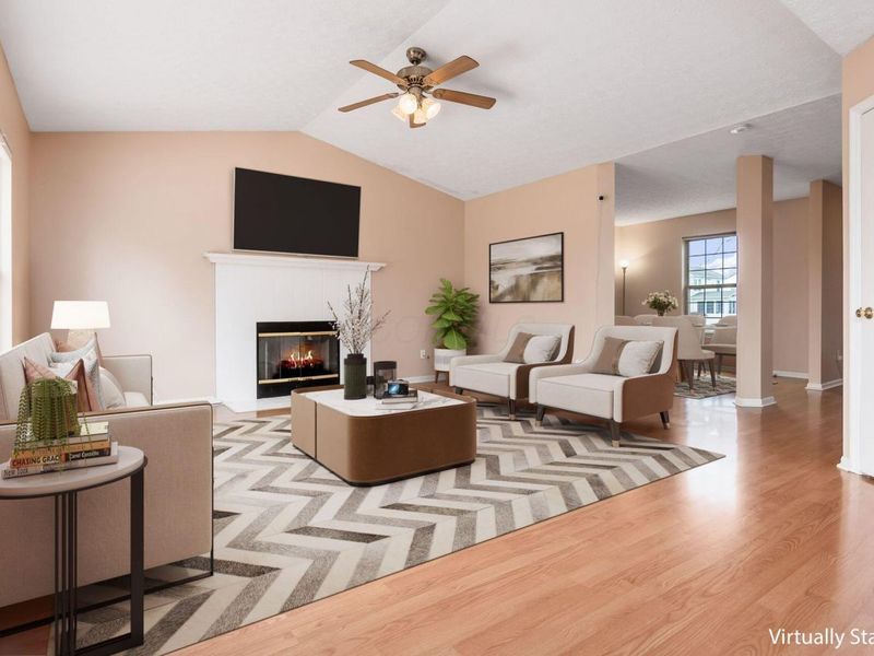 908 Portlock Drive , Columbus, OH 43228 Photo 11