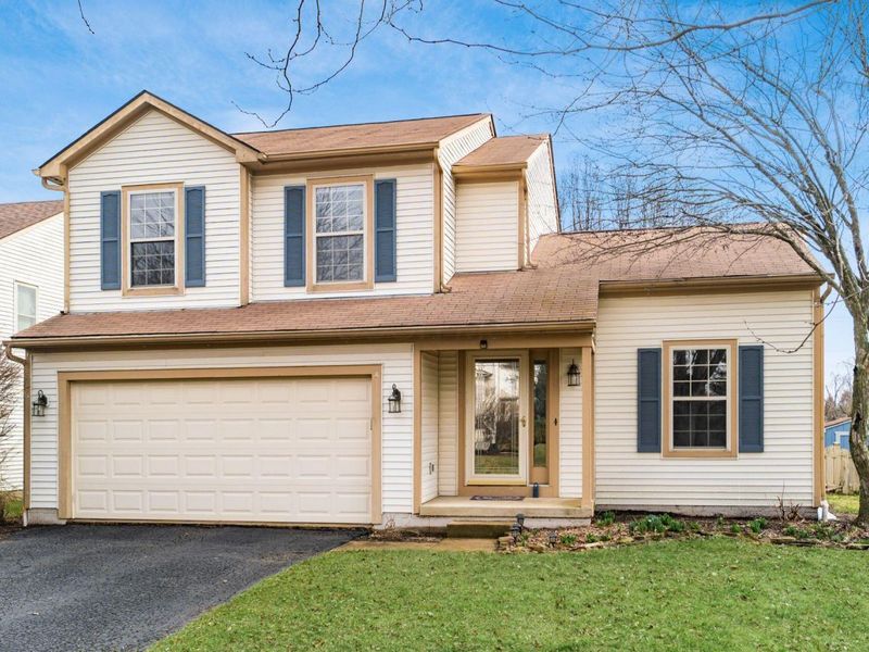 908 Portlock Drive , Columbus, OH 43228 Photo 2