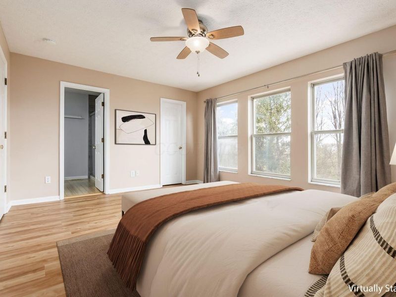 908 Portlock Drive , Columbus, OH 43228 Photo 22