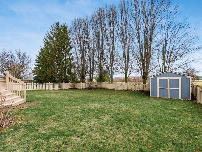 908 Portlock Drive , Columbus, OH 43228 Photo 41