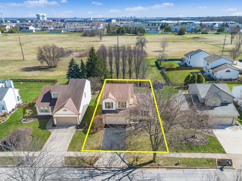 908 Portlock Drive , Columbus, OH 43228 Photo 54