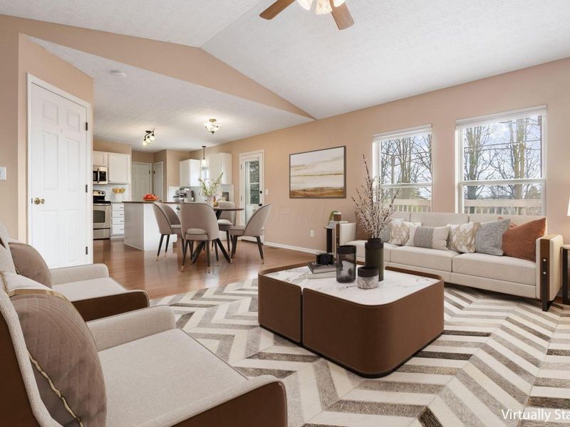 908 Portlock Drive , Columbus, OH 43228 Photo 7