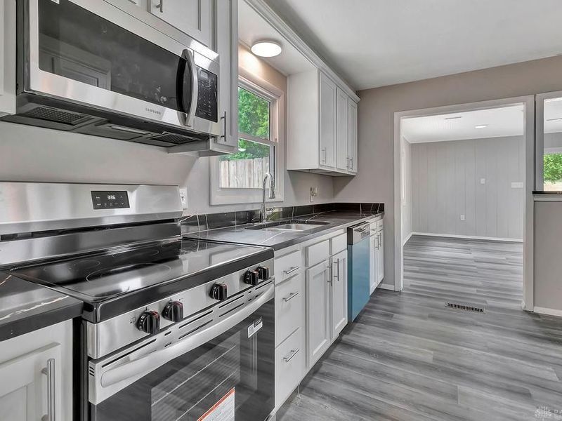 4205 Helton Drive, Middletown, OH 45044 Photo 7