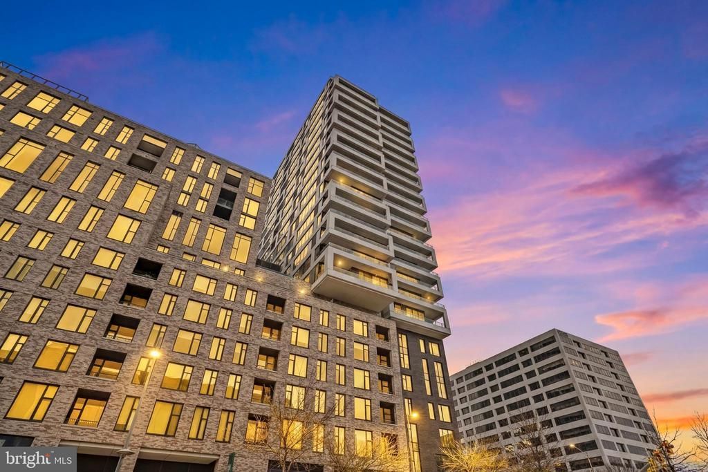 1650 Silver Hill Drive, Unit 1806, McLean, VA 22102 Main Photo