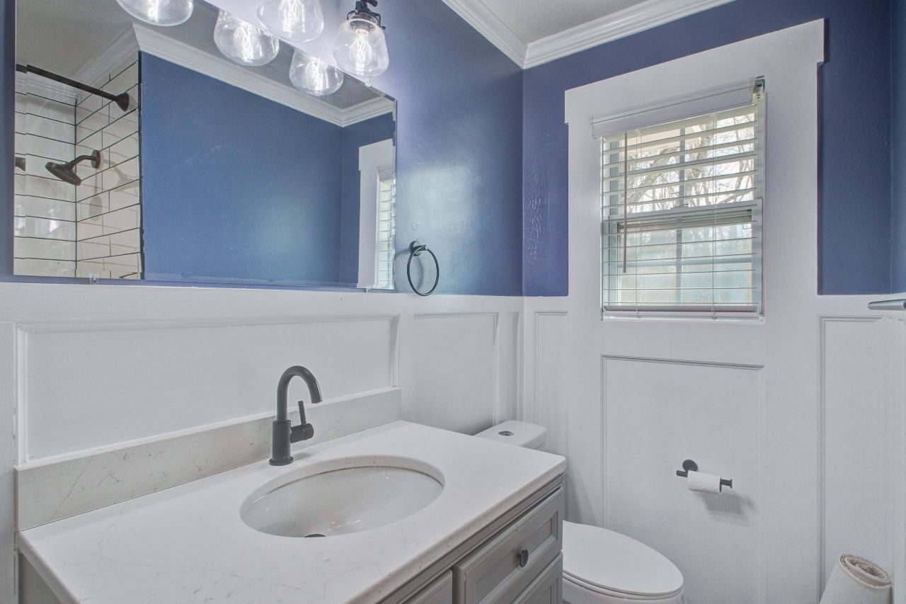 2900 Otranto Road Photo 21