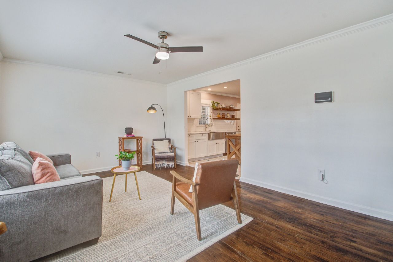 2900 Otranto Road Photo 6