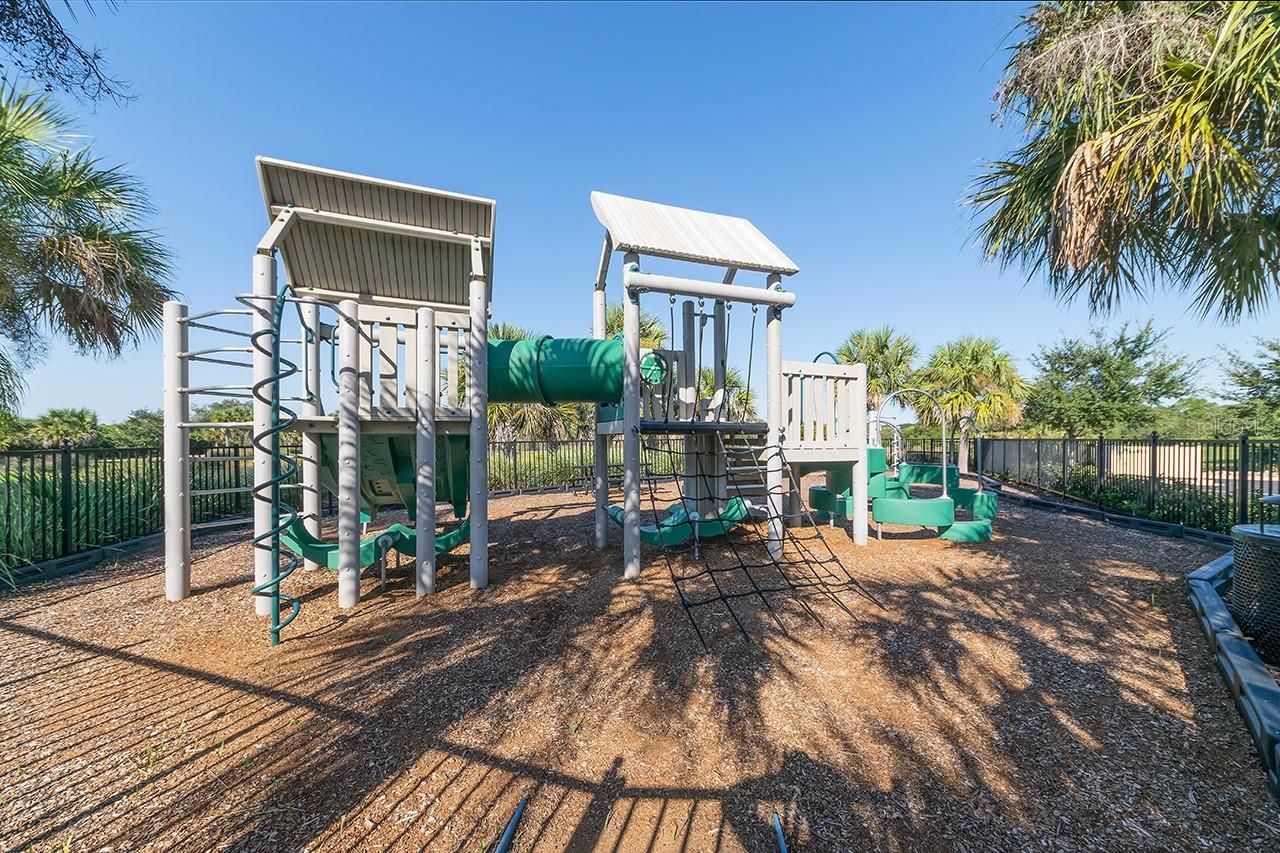 1428 Blue Horizon Circle, Bradenton, FL 34208 Photo