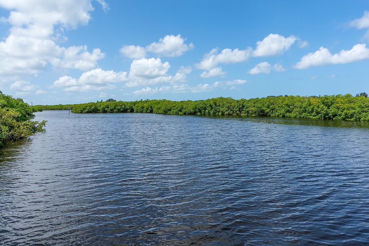 1428 Blue Horizon Circle, Bradenton, FL 34208 Photo