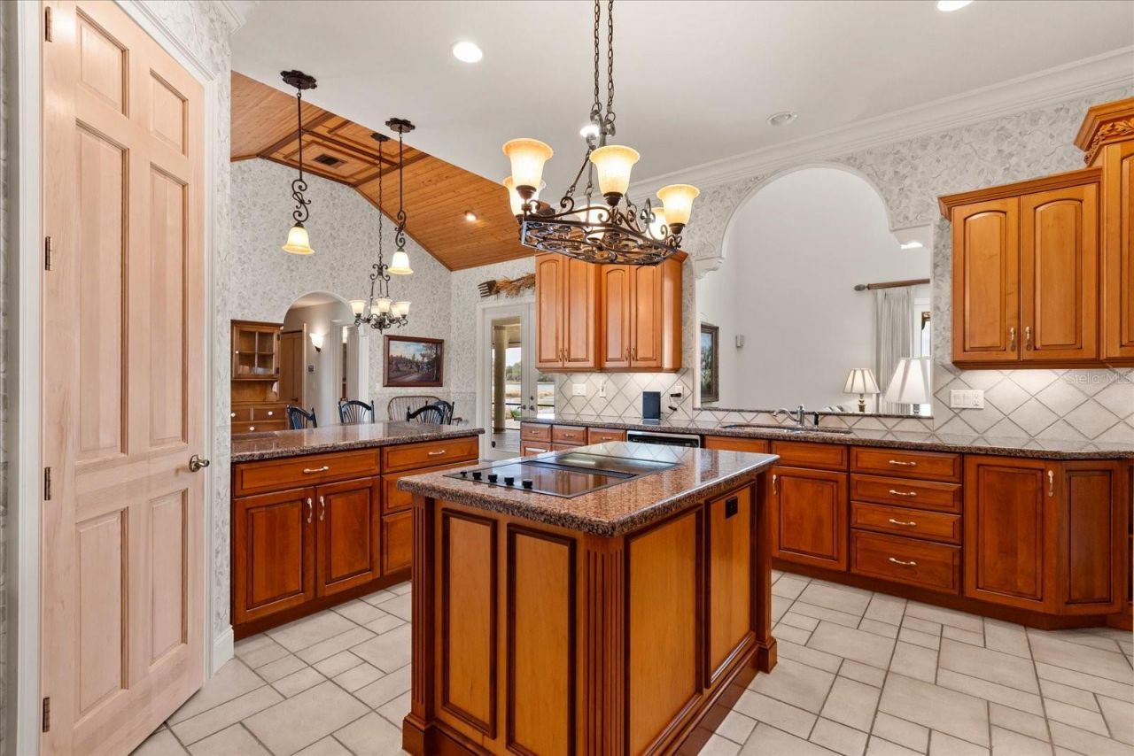 27 Stone Gate N, Longwood, FL 32779 Photo