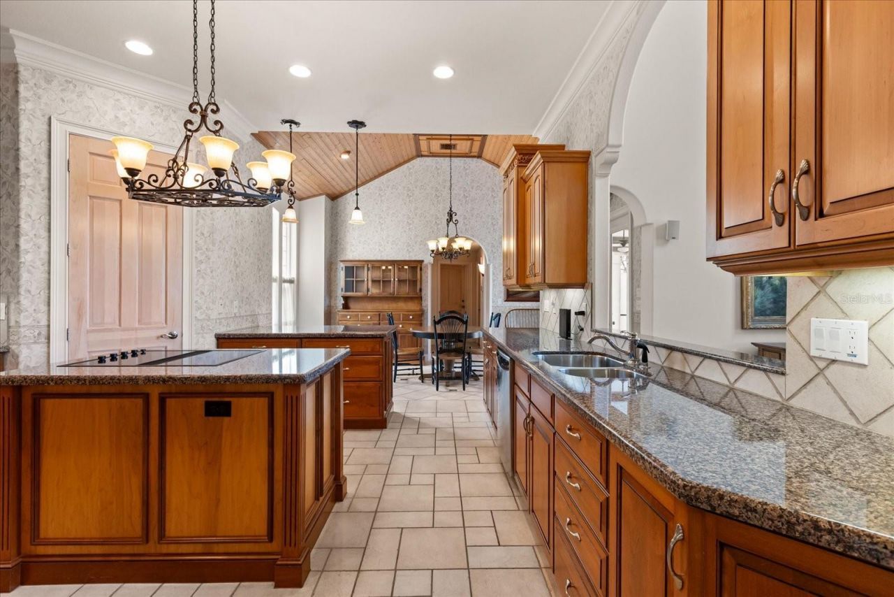 27 Stone Gate N, Longwood, FL 32779 Photo