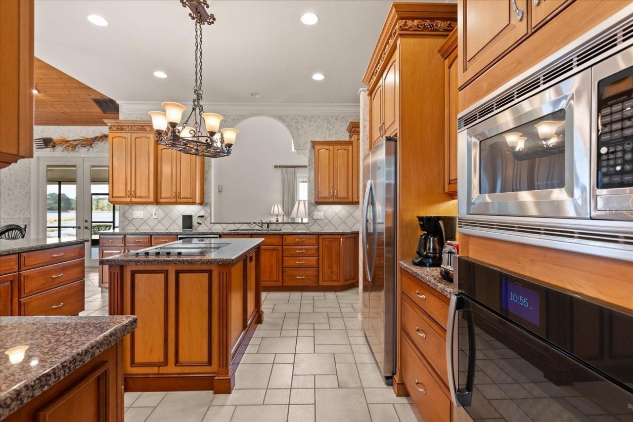 27 Stone Gate N, Longwood, FL 32779 Photo