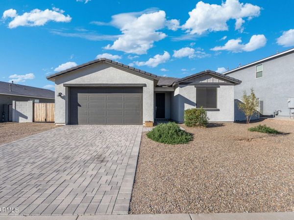 26320 N THORNHILL Drive, Peoria, AZ 85383