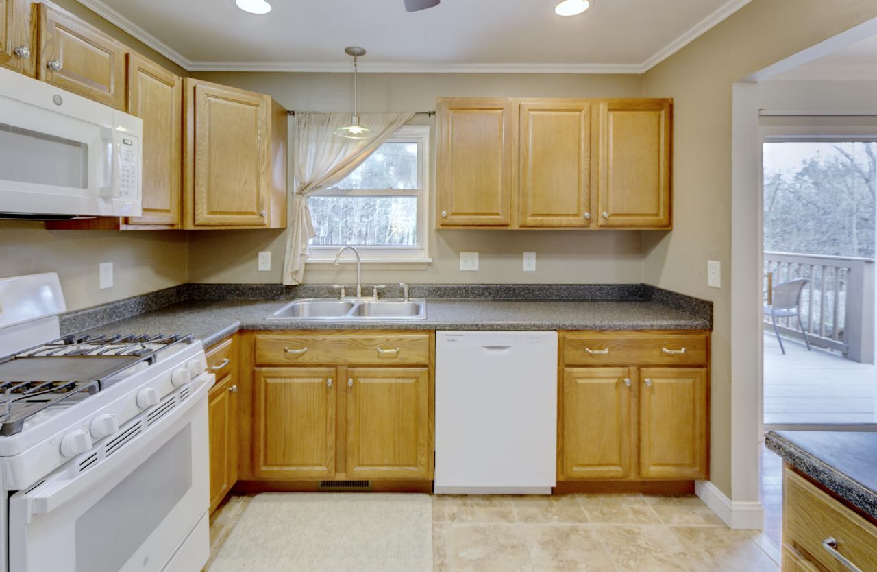 4608 Moss Court Photo 17