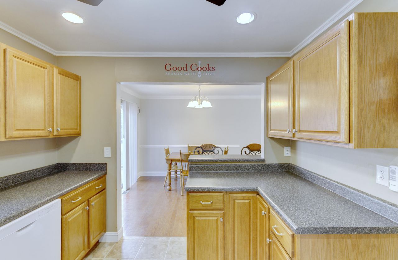 4608 Moss Court Photo 18