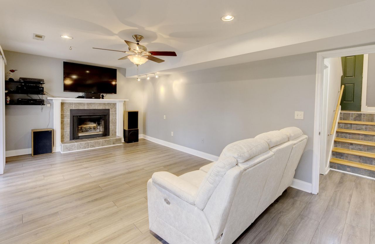 4608 Moss Court Photo 29