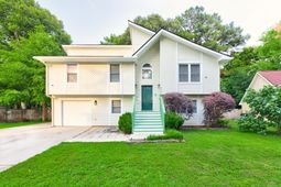 4608 Moss Court photo 4