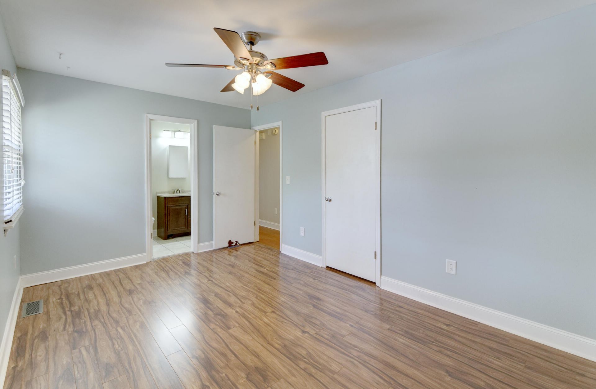 4608 Moss Court Photo 34