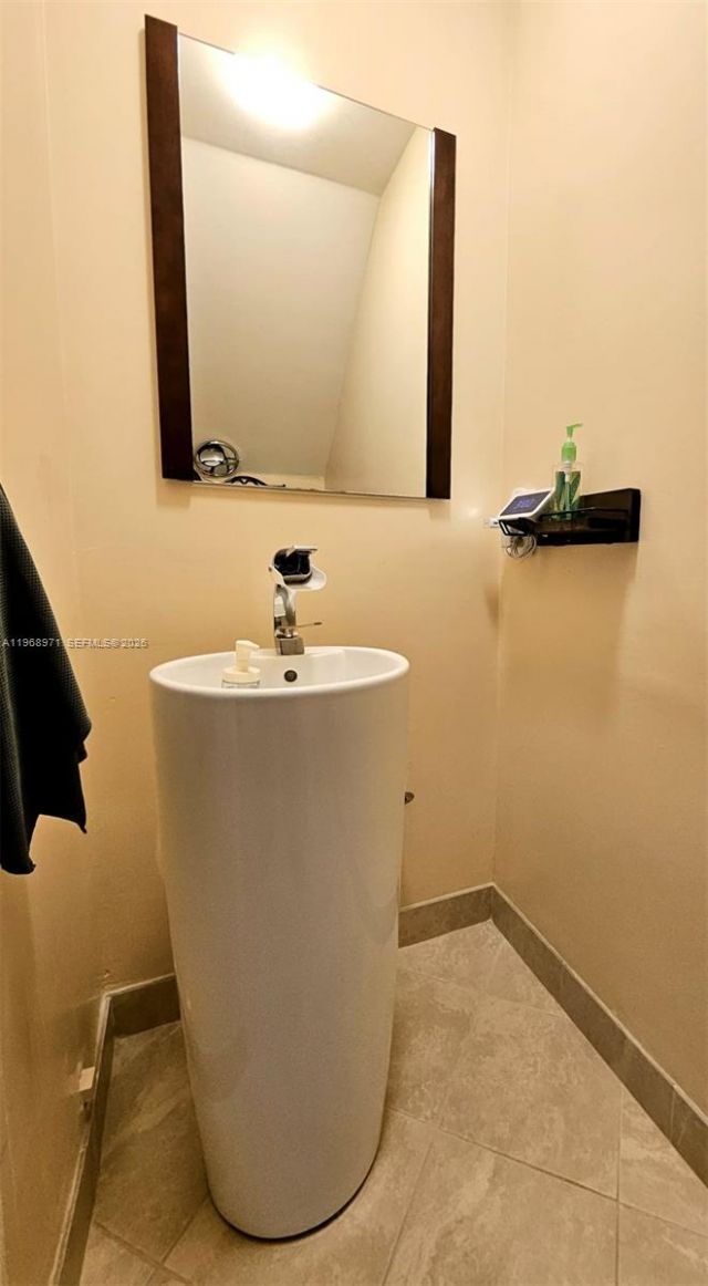 14070 S Forest Oak Cir, Davie, FL 33325 Photo