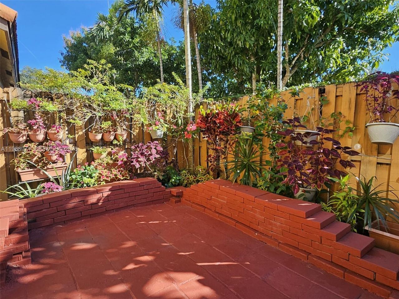 14070 S Forest Oak Cir, Davie, FL 33325 Photo