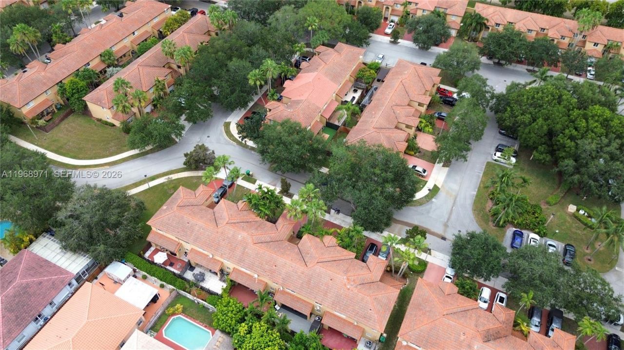 14070 S Forest Oak Cir, Davie, FL 33325 Photo