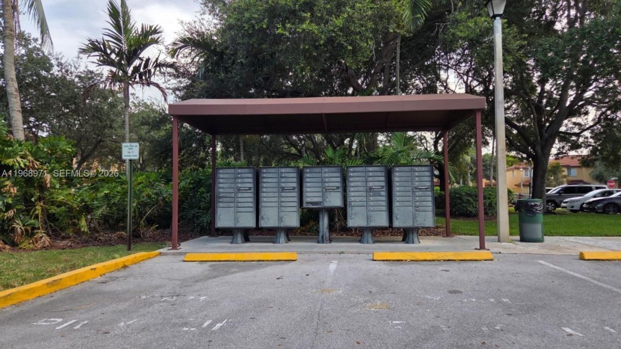 14070 S Forest Oak Cir, Davie, FL 33325 Photo