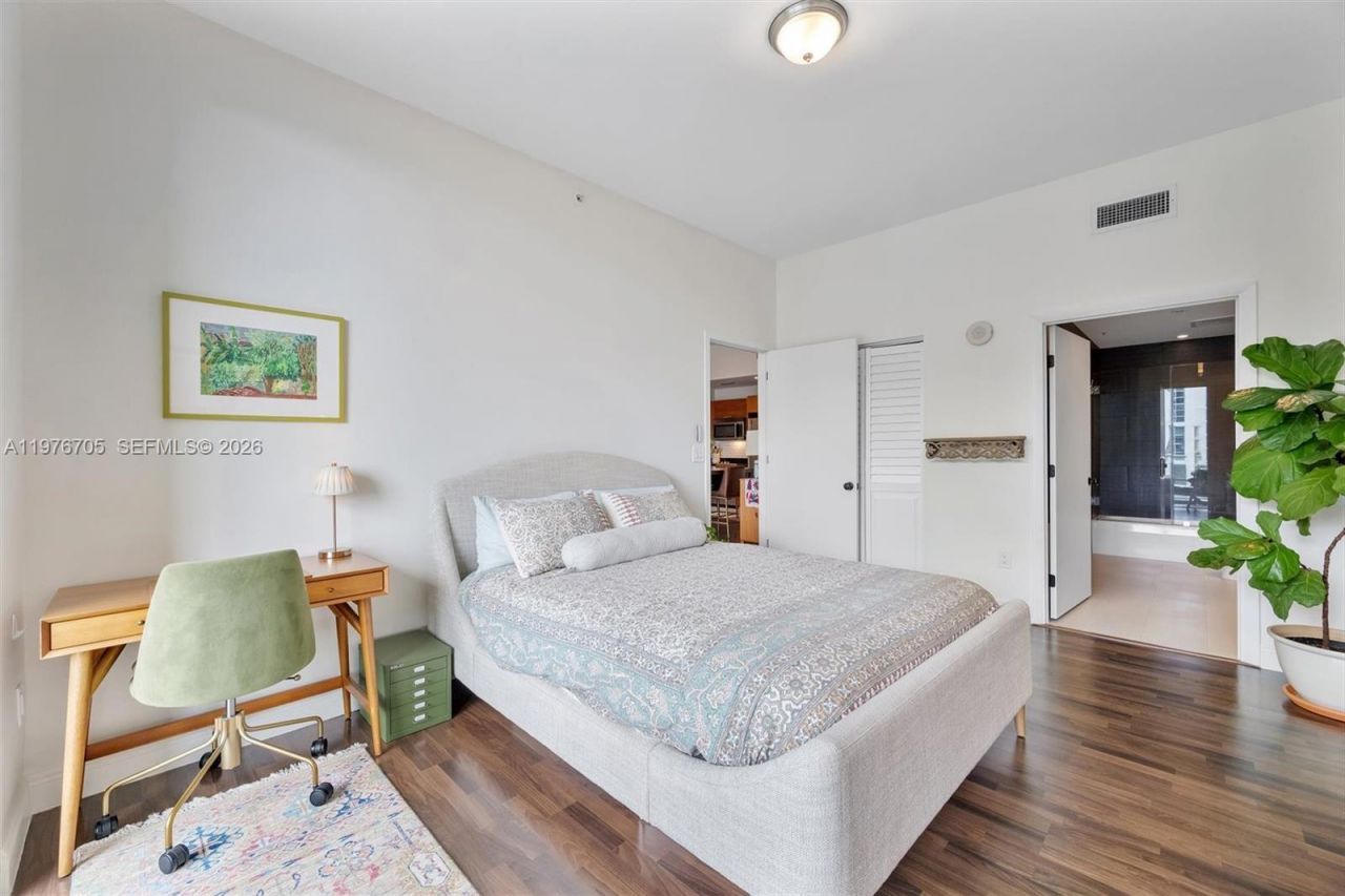 3470 E Coast Ave, Unit H0908, Miami, FL 33137 Photo
