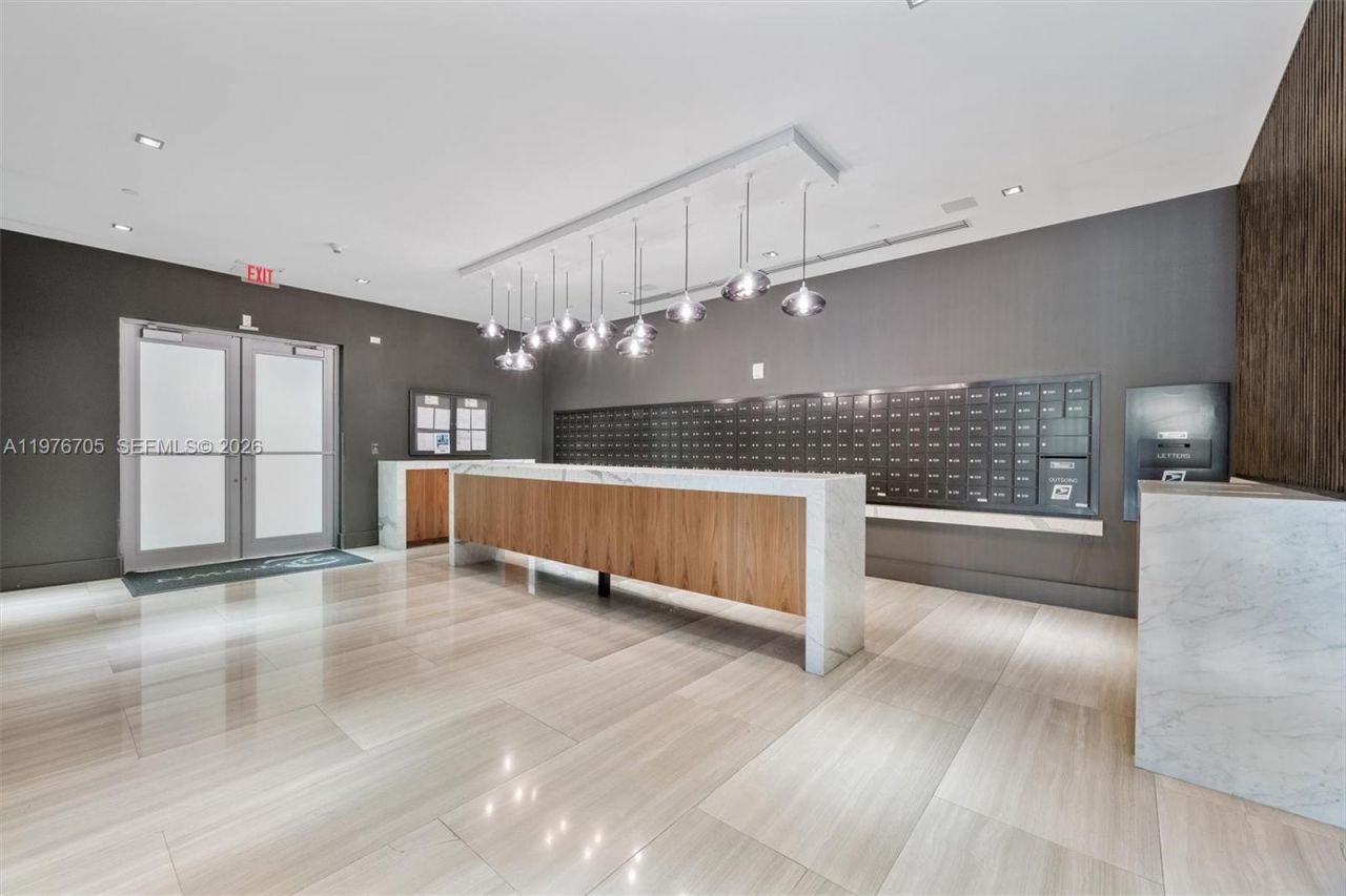 3470 E Coast Ave, Unit H0908, Miami, FL 33137 Photo