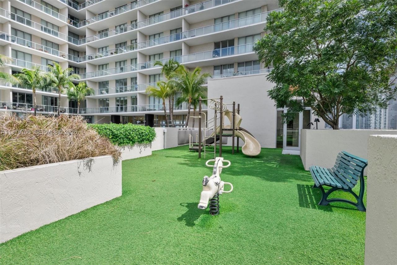 3470 E Coast Ave, Unit H0908, Miami, FL 33137 Photo