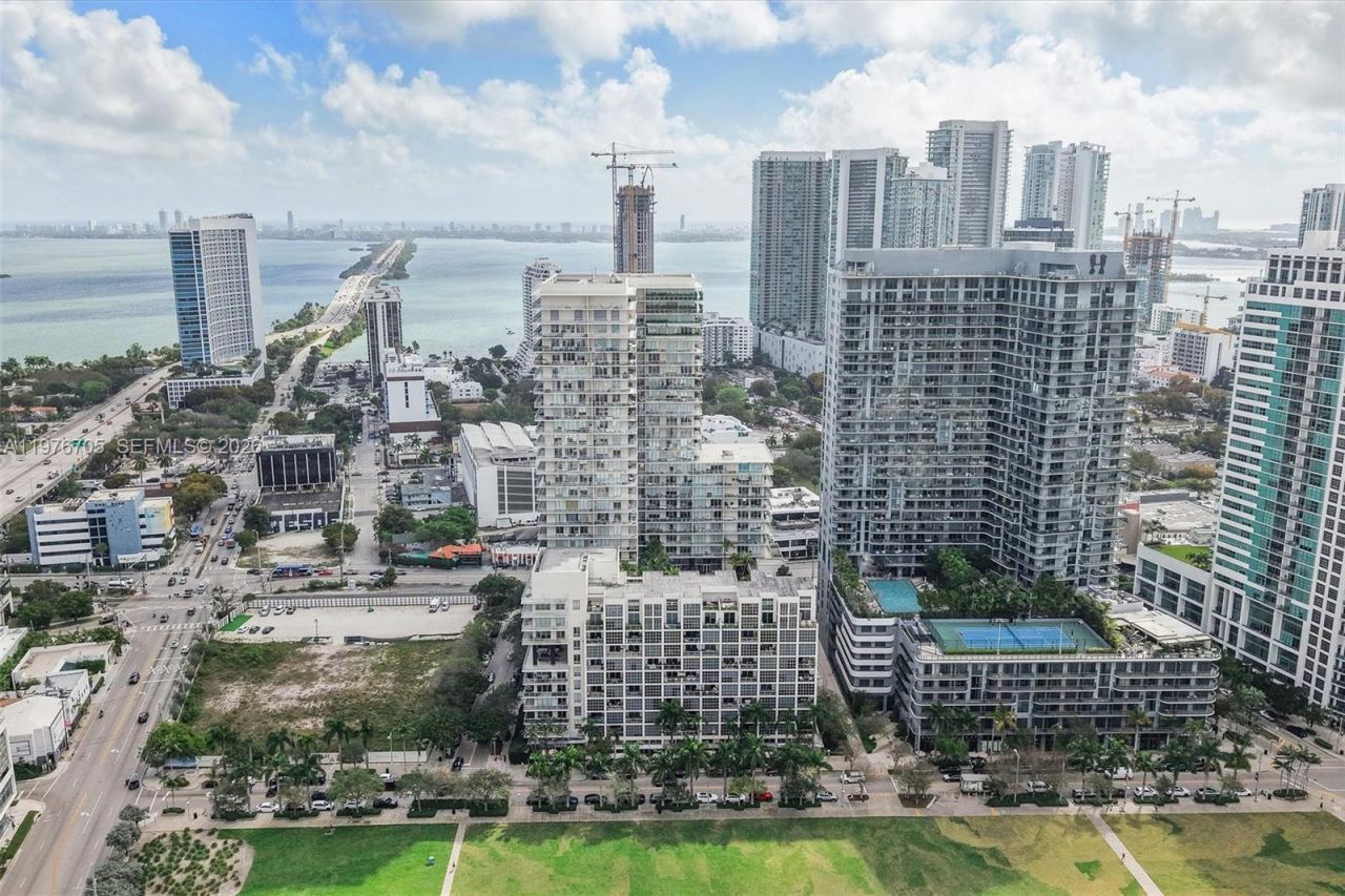 3470 E Coast Ave, Unit H0908, Miami, FL 33137 Photo