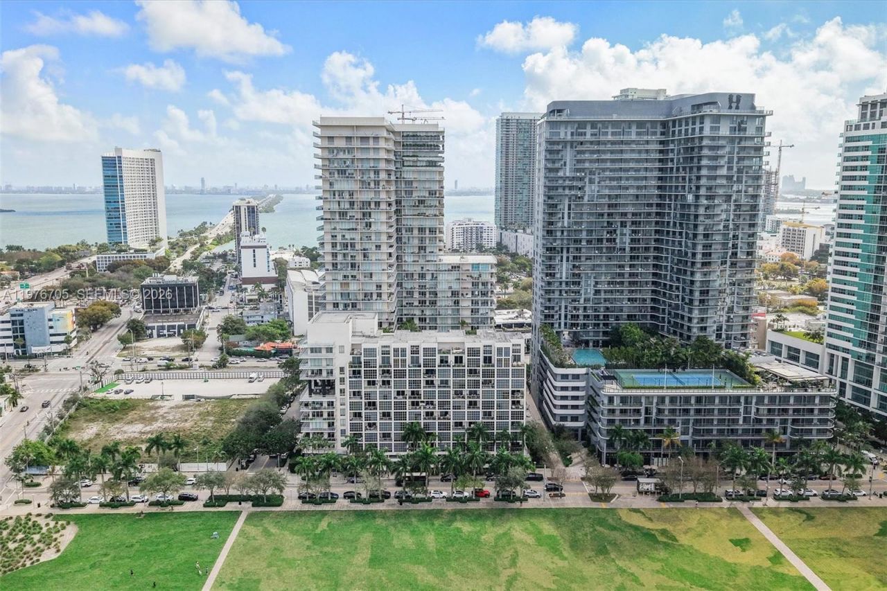 3470 E Coast Ave, Unit H0908, Miami, FL 33137 Photo