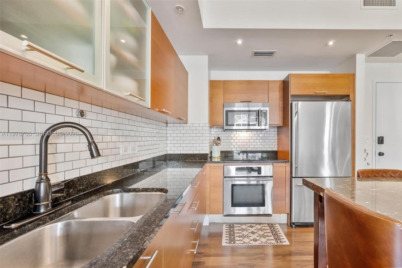 3470 E Coast Ave , Unit H0908, Miami, FL 33137 Photo