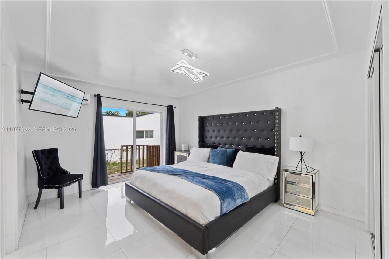 1761 SW 14 Street, Miami, FL 33145 Photo