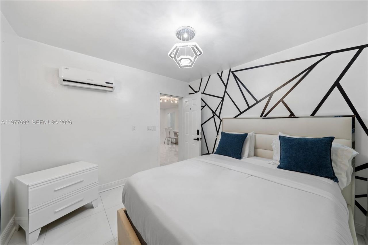 1761 SW 14 Street, Miami, FL 33145 Photo