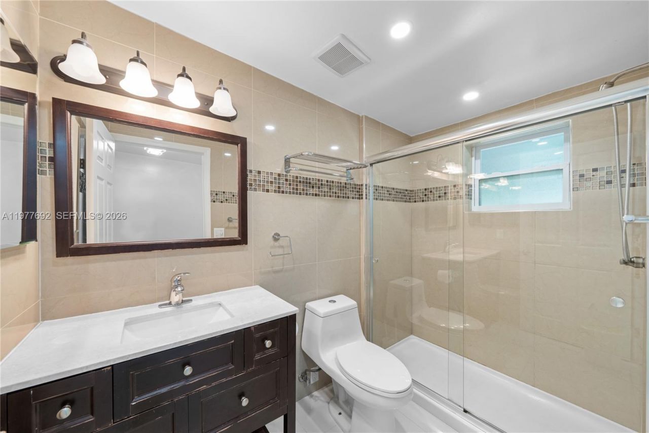 1761 SW 14 Street, Miami, FL 33145 Photo