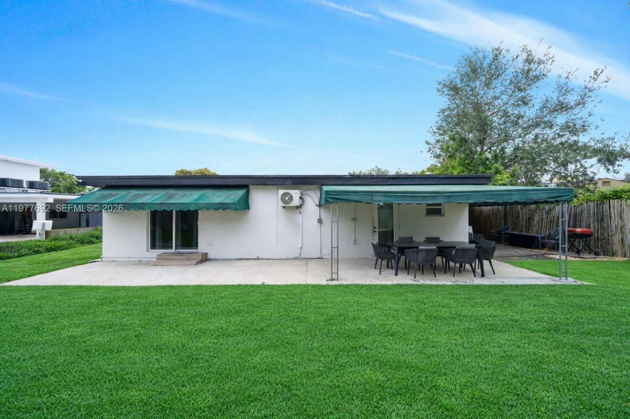 1761 SW 14 Street, Miami, FL 33145 Photo