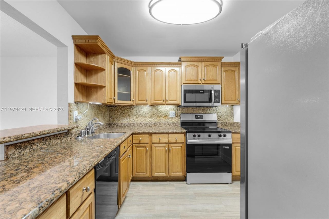 7840 Camino Real , Unit P-107, Miami, FL 33143 Photo