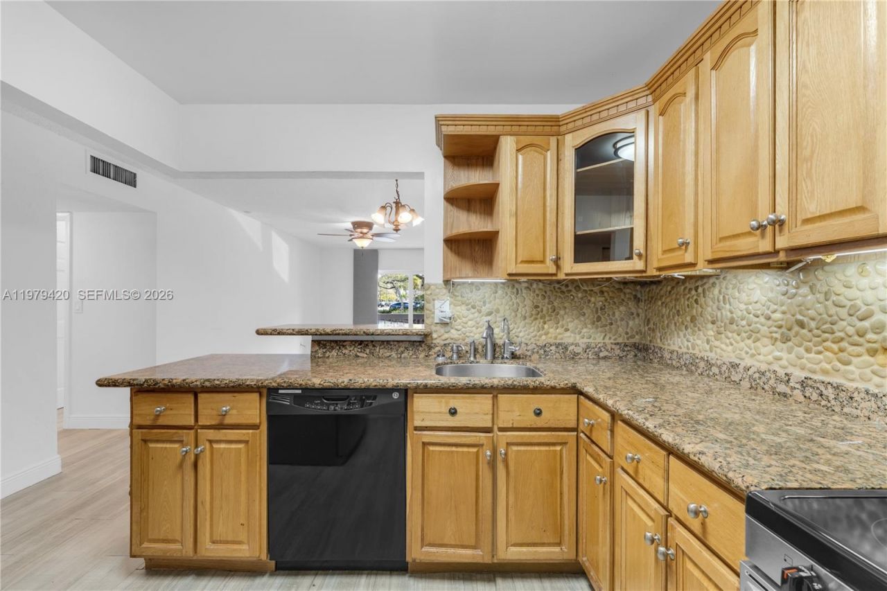 7840 Camino Real , Unit P-107, Miami, FL 33143 Photo