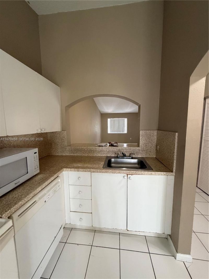 3780 N Jog Rd , Unit 205, West Palm Beach, FL 33411 Photo