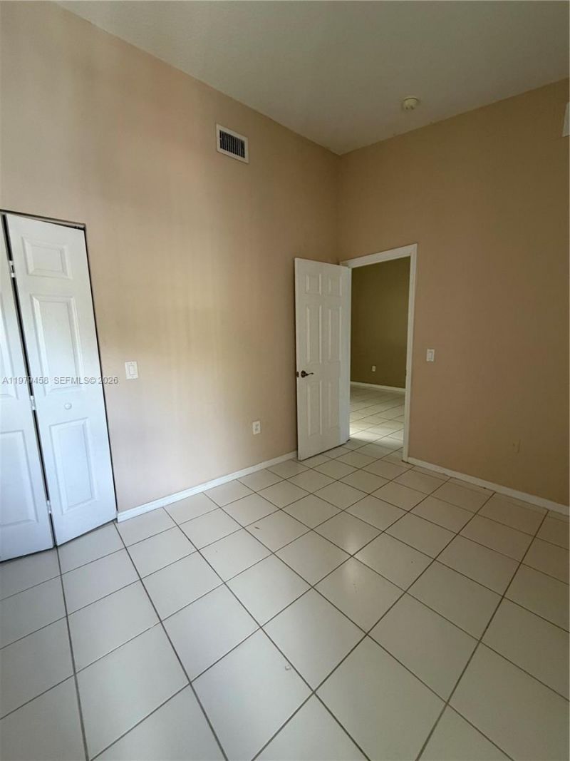 3780 N Jog Rd , Unit 205, West Palm Beach, FL 33411 Photo
