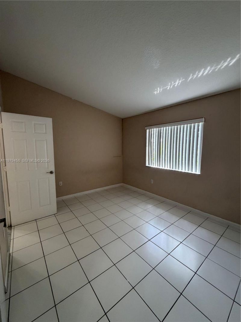 3780 N Jog Rd , Unit 205, West Palm Beach, FL 33411 Photo