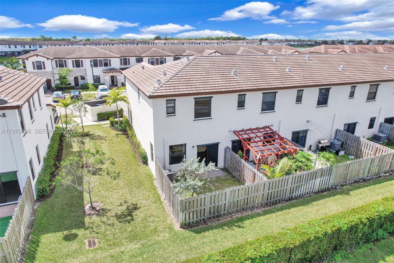 10031 SW 228th Ter , Miami, FL 33190 Photo