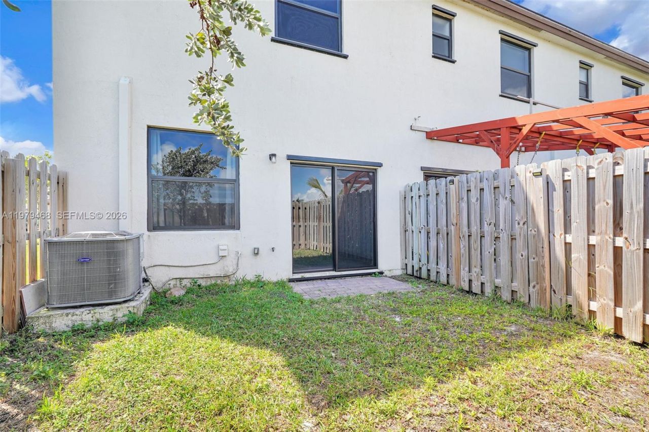 10031 SW 228th Ter , Miami, FL 33190 Photo